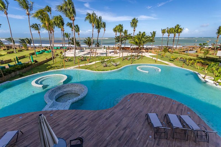 Beachfront House in Gated Community – Casa Tanah