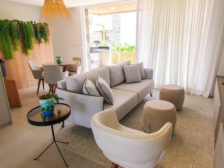 Beachfront House in Gated Community – Casa Tanah