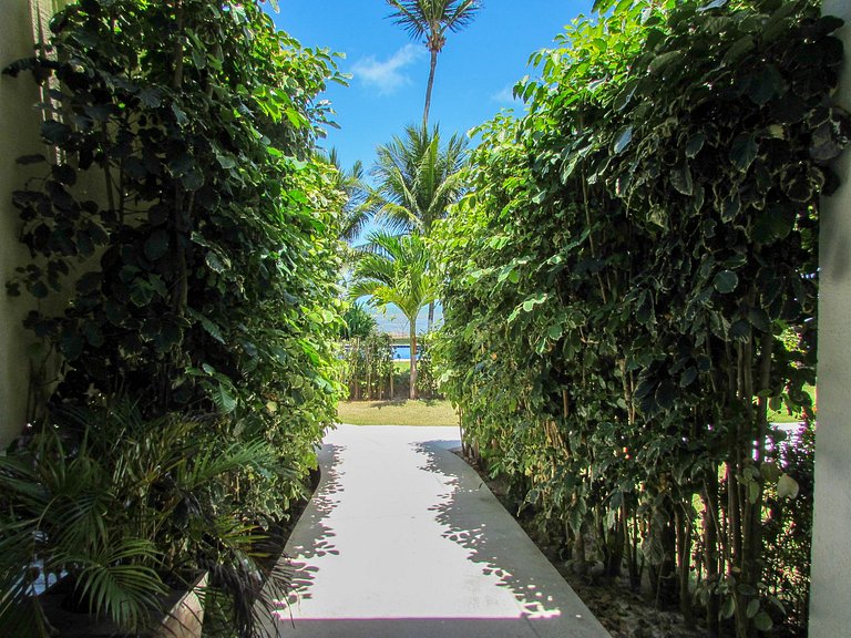 Ninanoa: your beachfront home in Porto de Pedras