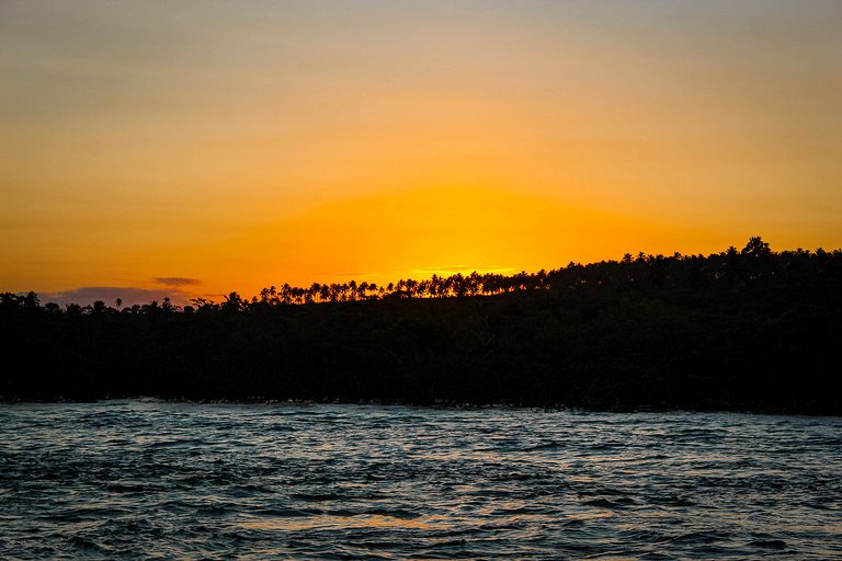 Aluá Patacho House with a Rooftop by the Sea