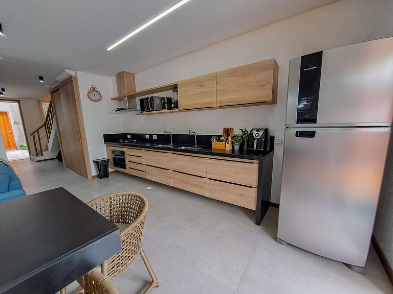 Casa Aluá Patacho com Rooftop à Beira Mar
