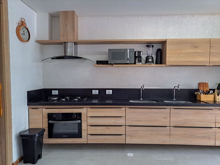 Casa Aluá Patacho com Rooftop à Beira Mar