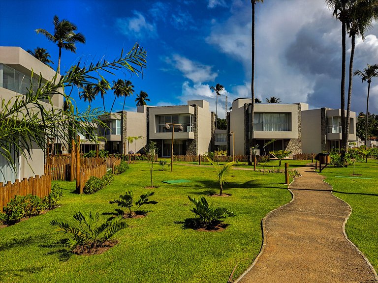 Radiant Casa SOL Milagres | Beachfront Condominium